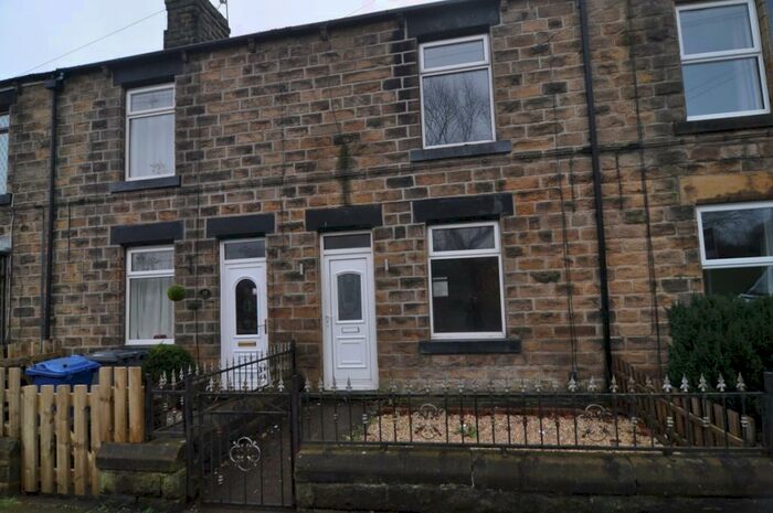 2 Bedroom House To Rent In Church Street, Jump, S74
