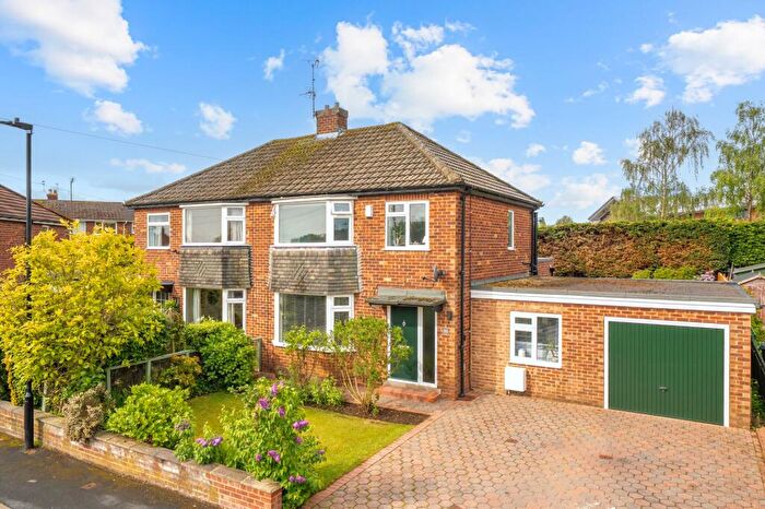3 Bedroom Semi Detached House For Sale In Crossways Crescent, Harrogate, HG2