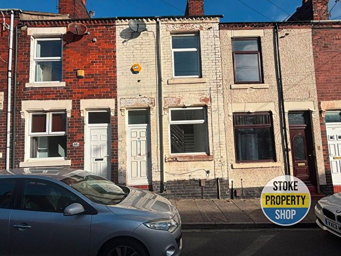 2 Bedroom Terraced House To Rent In Newfield Street, Stoke-On-Trent, ST6