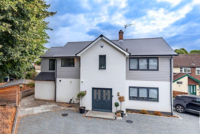 4 Bedroom Detached House For Sale In Kendal Avenue, Epping, CM16