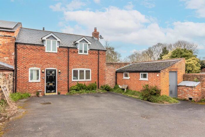 3 Bedroom Detached House To Rent In High Street, Kegworth, Derby, DE74