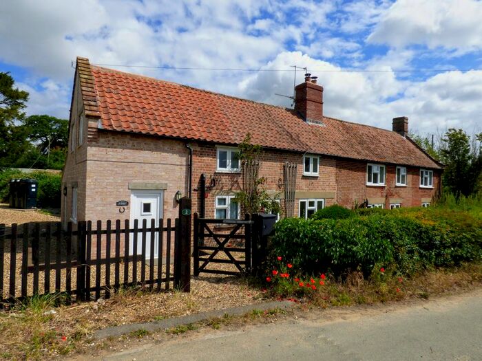 2 Bedroom Semi-Detached House For Sale In Bakers Lane, Ditchingham, Bungay, NR35