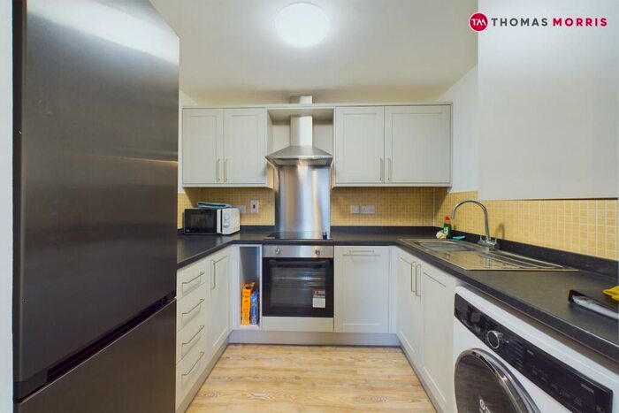 2 Bedroom Apartment To Rent In Leas Close, St. Ives, Cambridgeshire, PE27