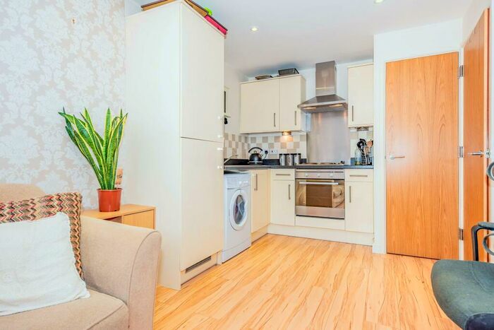 1 Bedroom Apartment To Rent In Whitebines, GU9