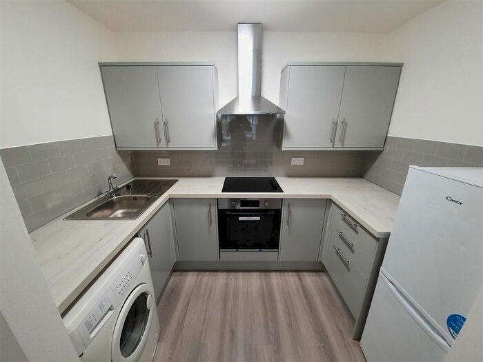 1 Bedroom Property To Rent In Richmond Court, St. Peters Street, Cardiff, CF24