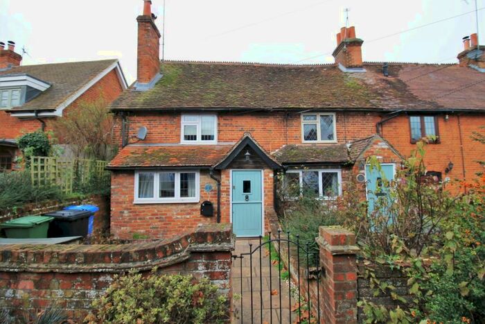 2 Bedroom Character Property To Rent In Nursery Terrace, North Warnborough, RG29