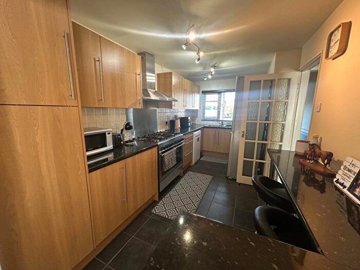 3 Bedroom House To Rent In Cumberland Crescent, Leamington Spa, CV32