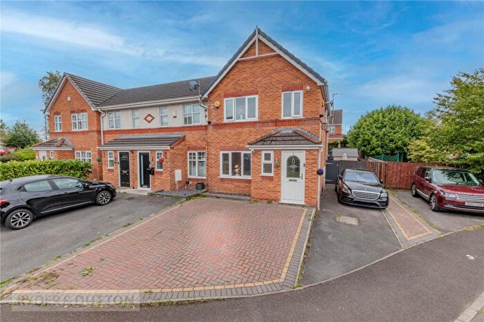 3 Bedroom Semi-Detached House For Sale In Quantock Drive, Oldham, Greater Manchester, OL8