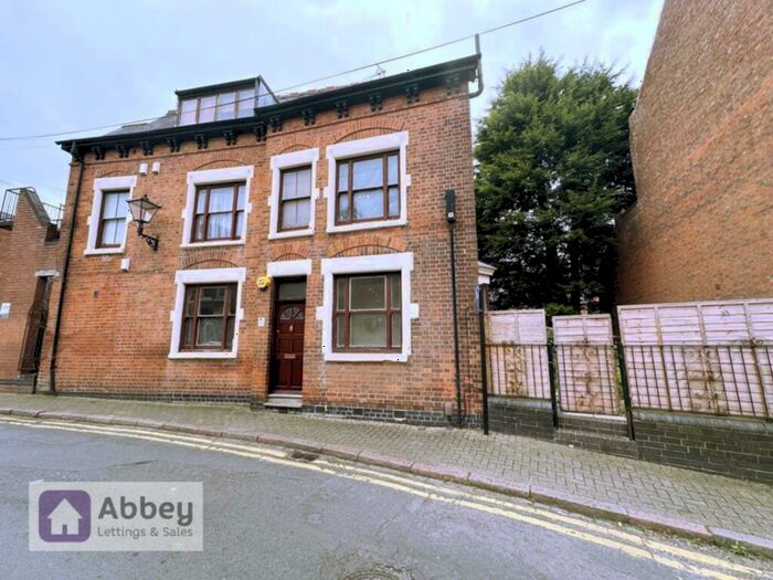 1 Bedroom Flat To Rent In Mill Hill Lane, Leicester, LE2