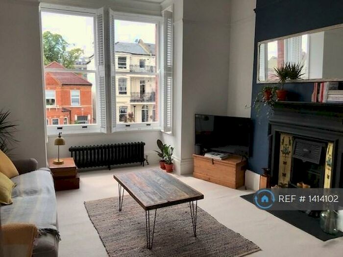 1 Bedroom Flat To Rent In Raisbeck Court, London, SE21