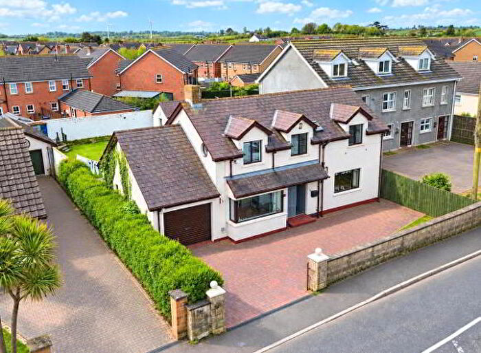 3 Bedroom Detached House For Sale In Moss Road, Newtownards, BT22