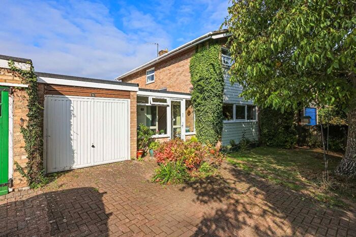 3 Bedroom Detached House For Sale In Fairway, Girton, Cambridge, CB3