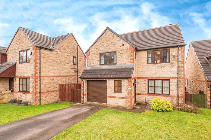 4 Bedroom Detached House For Sale In Heaton Gardens, Paddock, Huddersfield, HD1