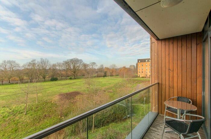 1 Bedroom Flat To Rent In Dowding Drive, Kidbrooke, London, SE9