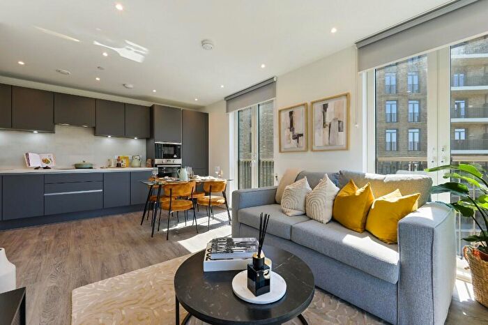 1 Bedroom Flat To Rent In Wolff House, Ridgeway Views, London, NW7