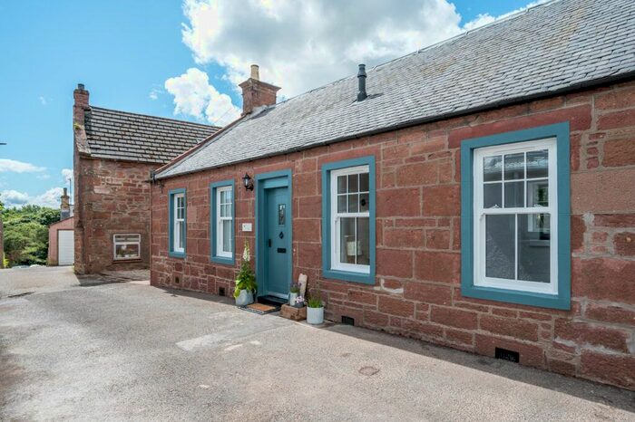 2 Bedroom Cottage For Sale In Kilnbank Lane, Kirriemuir, DD8