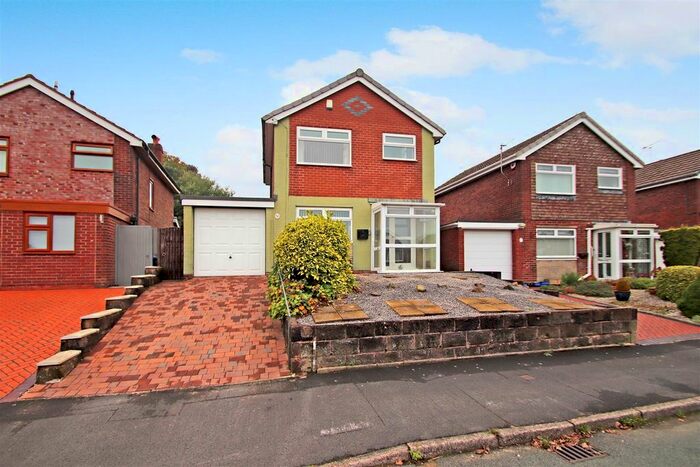 3 Bedroom Detached House To Rent In Cotehill Road, Werrington, Stoke-On-Trent, ST9