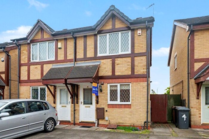 2 Bedroom Semi-Detached House To Rent In Sawmand Close, Long Eaton, NG10