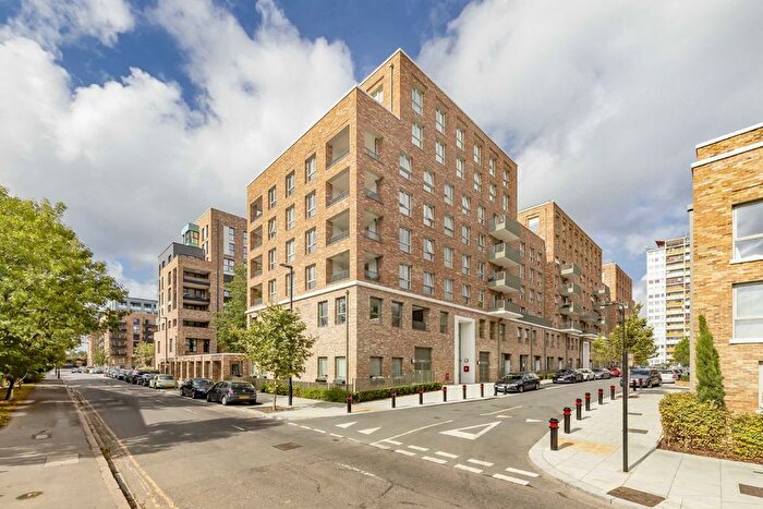 2 Bedroom Flat To Rent In Rosenburg Road, London, W3