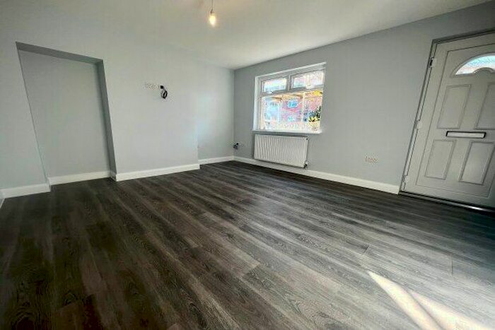 3 Bedroom Property To Rent In Tavistock Road, Bristol, BS4