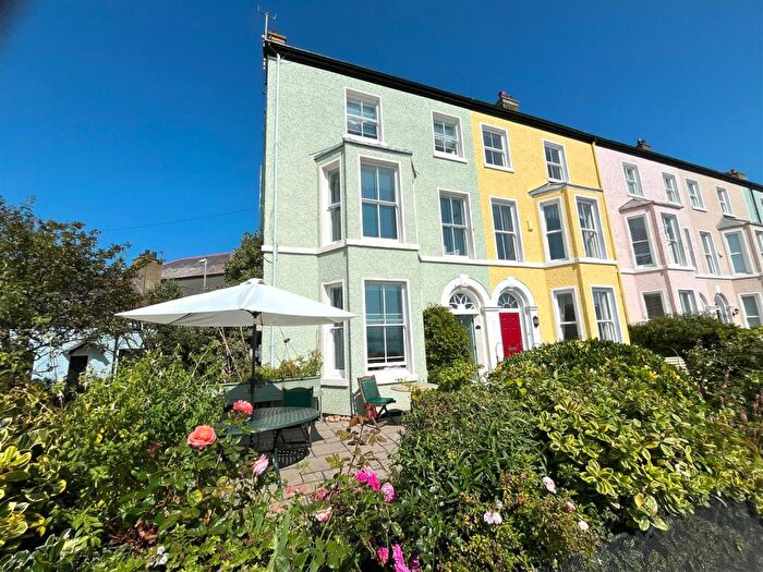 5 Bedroom Town House For Sale In West End, Beaumaris, LL58
