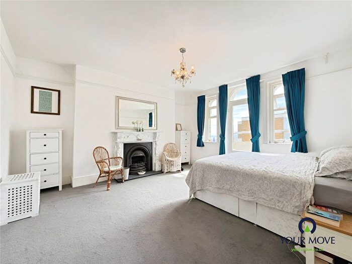 8 Bedroom End Terrace House For Sale In Albert Road, Ramsgate, Kent, CT11