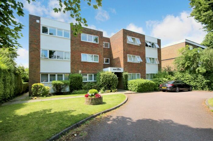 2 Bedroom Flat To Rent In Milton Road, Harpenden, AL5