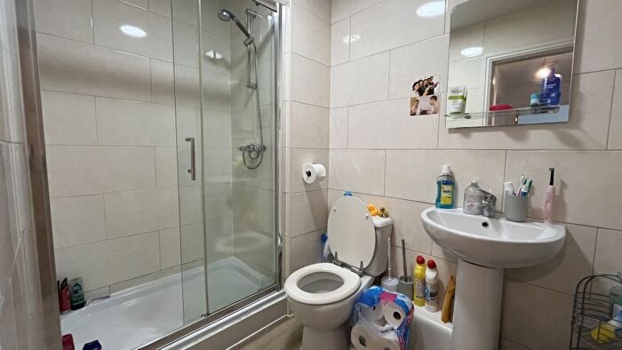 2 Bedroom Flat To Rent In Bed – Plymouth Village, , Plymouth Grove, Victoria Park, M13