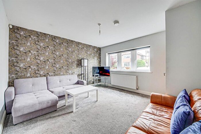 3 Bedroom Detached House To Rent In Beach Priory Gardens, Southport, PR8