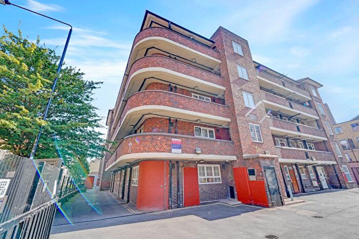 4 Bedroom Flat For Sale In Quaker Street, E1