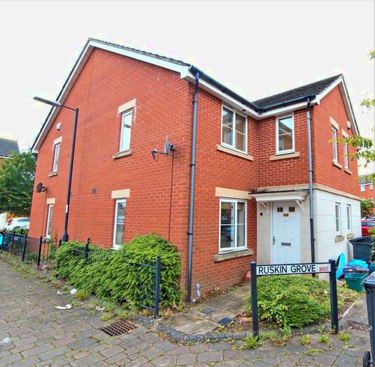 2 Bedroom End Of Terrace House To Rent In Ruskin Grove, Horfield, Bristol, BS7