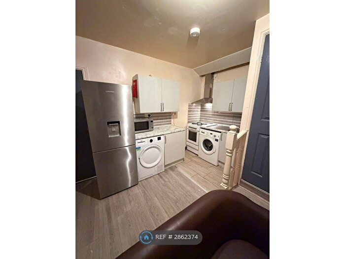 1 Bedroom Flat To Rent In Ladypool Road, Birmingham, B12