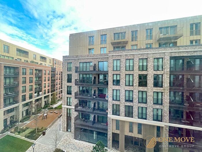 2 Bedroom Flat For Sale In Cendal Crescent, Bouchon Point, E1