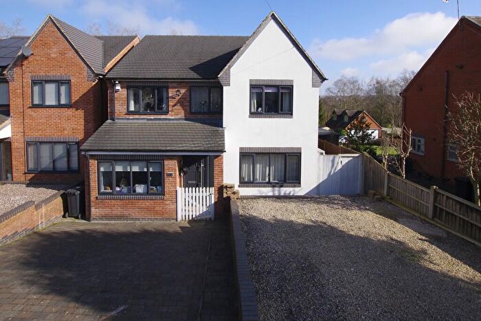 4 Bedroom Detached House For Sale In Coton Park, Linton, DE12