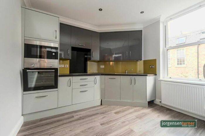 2 Bedroom Flat To Rent In Camden High Street, London, NW1