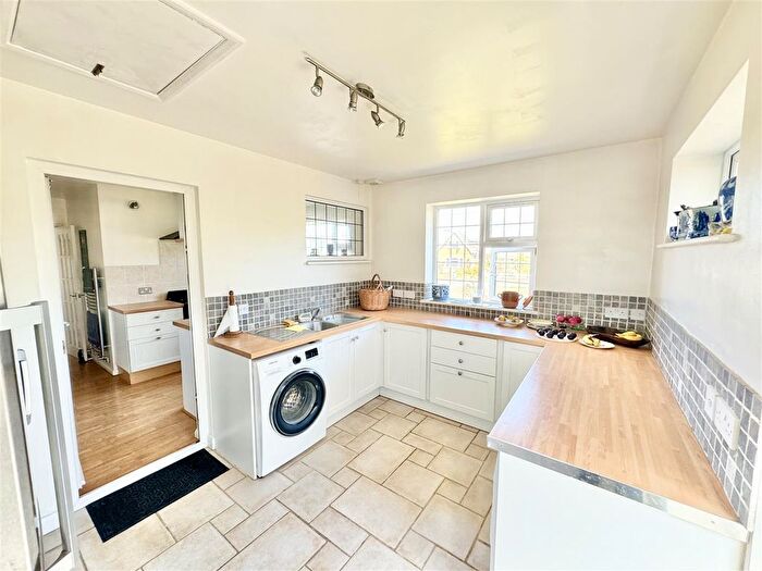 4 Bedroom Detached House For Sale In Pett Road, Pett, Hastings, TN35
