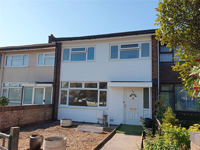 3 Bedroom Terraced House For Sale In Parlaunt Road, Slough, Berkshire, SL3