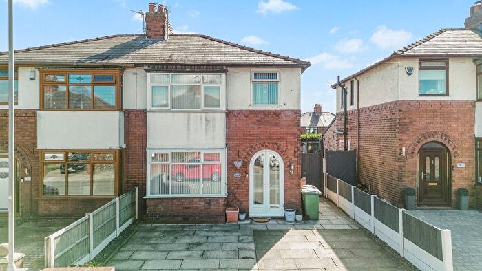 3 Bedroom Semi-Detached House For Sale In Grasmere Avenue, St. Helens, WA11
