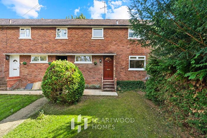 2 Bedroom Terraced House For Sale In Ladies Grove, St. Albans, AL3