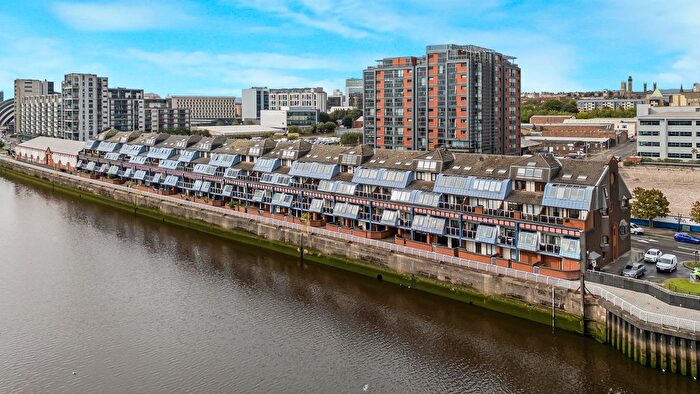 3 Bedroom Flat For Sale In Lancefield Quay, Finnieston, G3