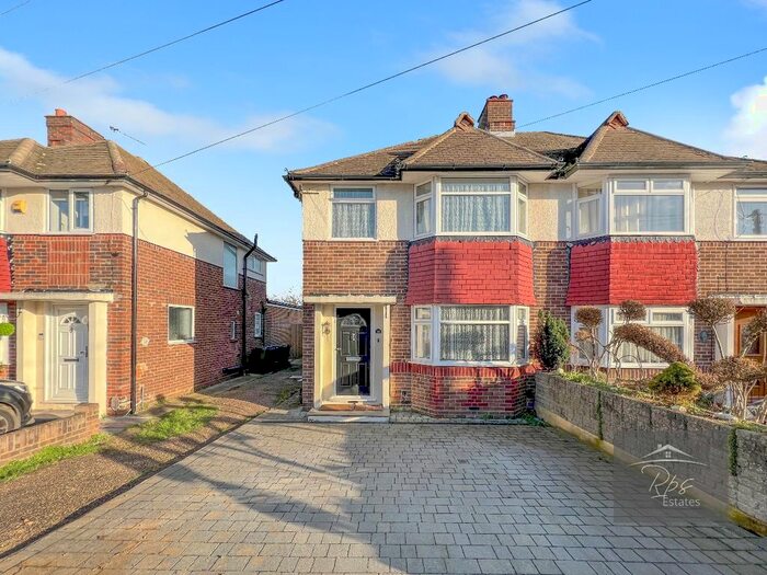 4 Bedroom Semi-Detached House To Rent In Windsor Drive, Ashford, TW15