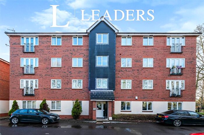 2 Bedroom Apartment For Sale In Stavely Way, Gamston, Nottingham, NG2