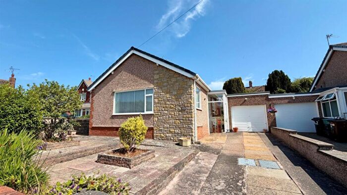 2 Bedroom Detached Bungalow For Sale In Fairfield Close, Penrhyn Bay, Llandudno, LL30
