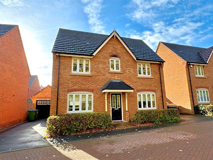 3 Bedroom Detached House For Sale In Dumas Drive, Whiteley, PO15