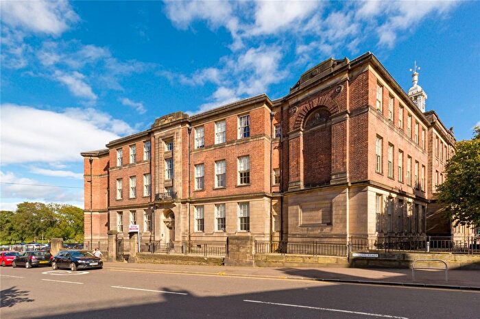 2 Bedroom Flat For Sale In Duncan Place, Leith Links, Edinburgh, Midlothian, EH6