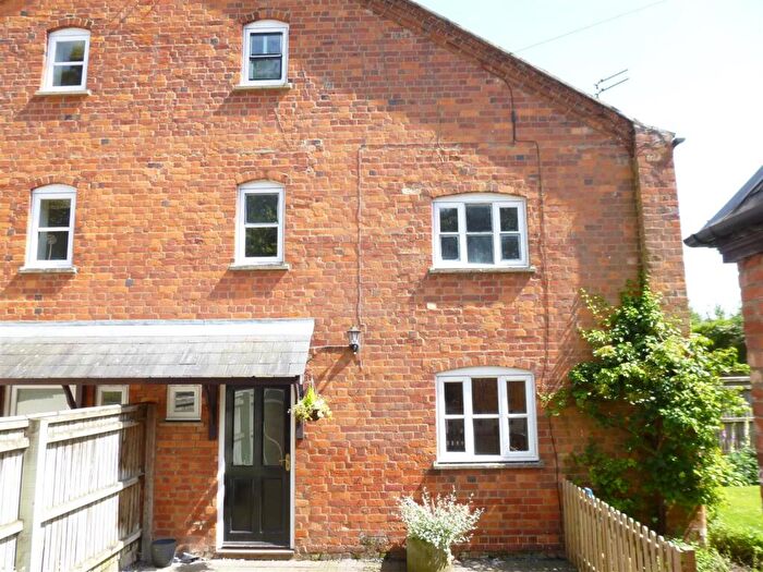 2 Bedroom Semi Detached House To Rent In Wothorpe, Nr Stamford, PE9