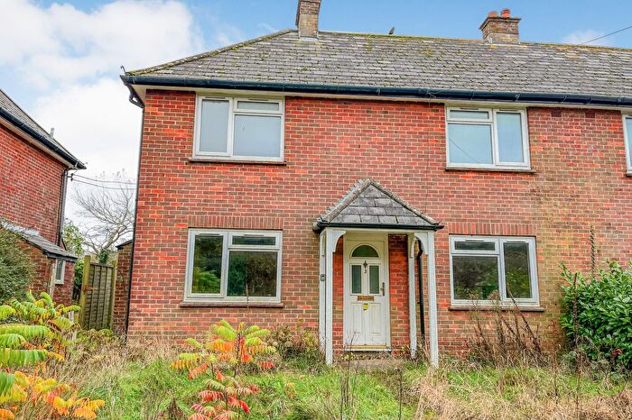 3 Bedroom Semi-Detached House For Sale In Harbors Lake Lane, Newchurch, Sandown, PO36