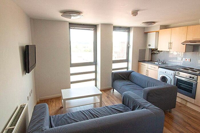 6 Bedroom Flat To Rent In Mansfield Road, Nottingham, NG1