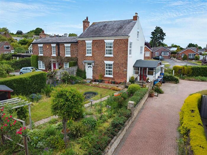 3 Bedroom Semi-Detached House For Sale In Bakehouse Lane, Ockbrook, DE72