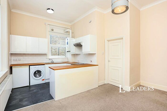 1 Bedroom Flat To Rent In Lee High Road, SE13